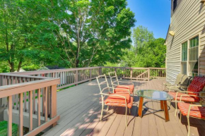 Point of Rocks Vacation Rental with Community Pool!